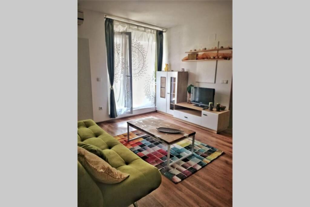 Evening Star Apartment Timişoara Extérieur photo