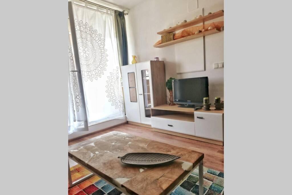 Evening Star Apartment Timişoara Extérieur photo